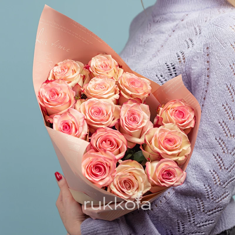 15 розовых роз Палома (Эквадор)